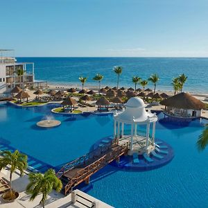 Dreams Sapphire Resort&Spa